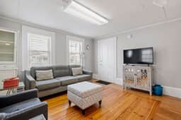 21A Portsmouth  Ave - Image 2