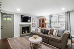 31 Water St #3 - Image 2