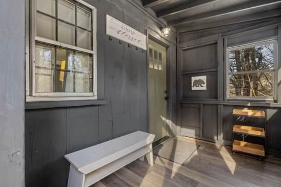 31 Water St #5 - Image 4