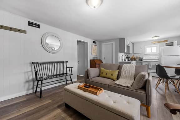 31 Water St #5 - Image 5