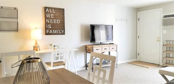 803 Cocheco Ct - Image 3