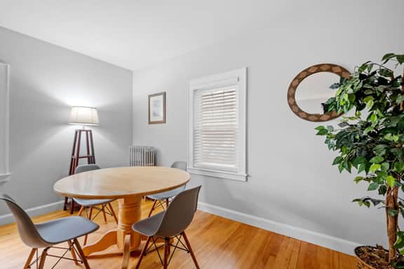 989 Union St - Image 5