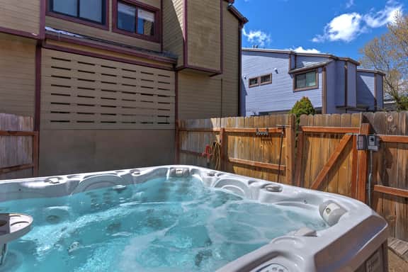 1123Woodside1Bed2Ba  - Image 4