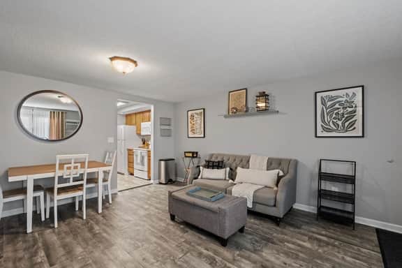 201 Cocheco Ct - Image 4