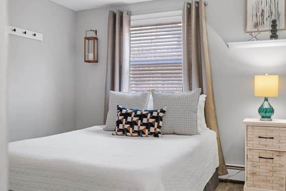 201 Cocheco Ct - Image 3