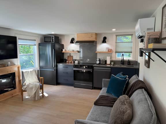 58 John Avery Lane - Image 2