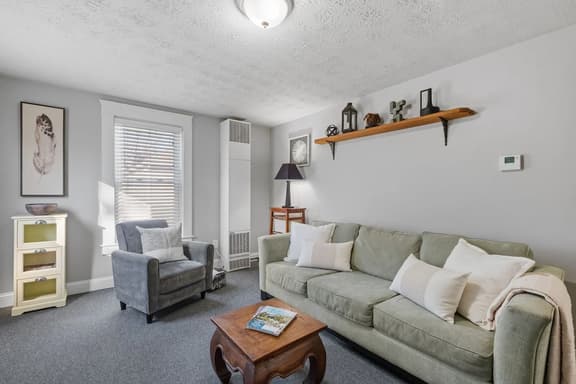 65 S Elm #4 - Image 1