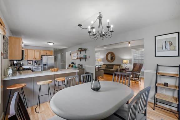 131 Forest Hill - Image 1