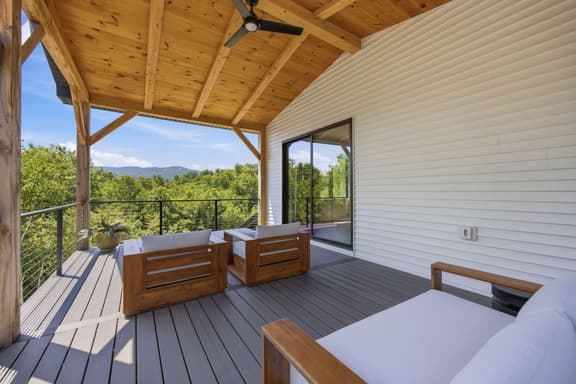 70 Greystone-4 Bed - Image 1